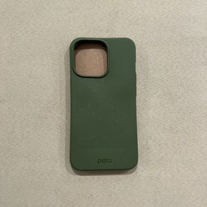 iPhone 13 Pro Pela Case in Forest Green